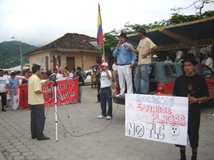 Un alto en la marcha de la FENOCIN (Foto: FENOCIN)